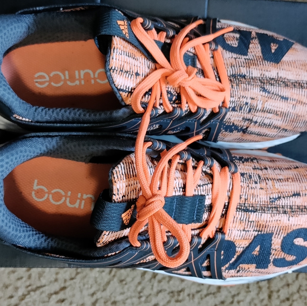 Adidas sneaker (vigor bounce)